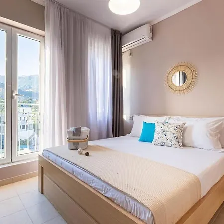 31 - Central, Access Apartment Himare