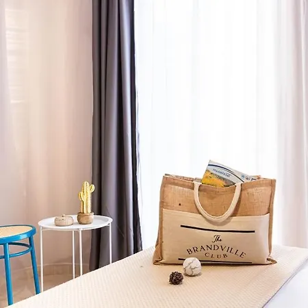 31 - Central, Access Appartement *